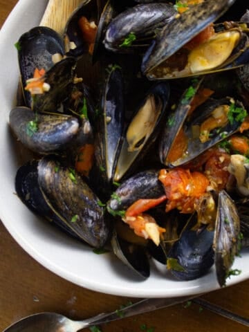 mussels in white wine sauce