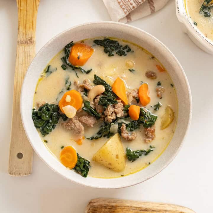Zuppa toscana in a bowl.