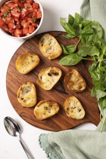 Toast on a cutting board.