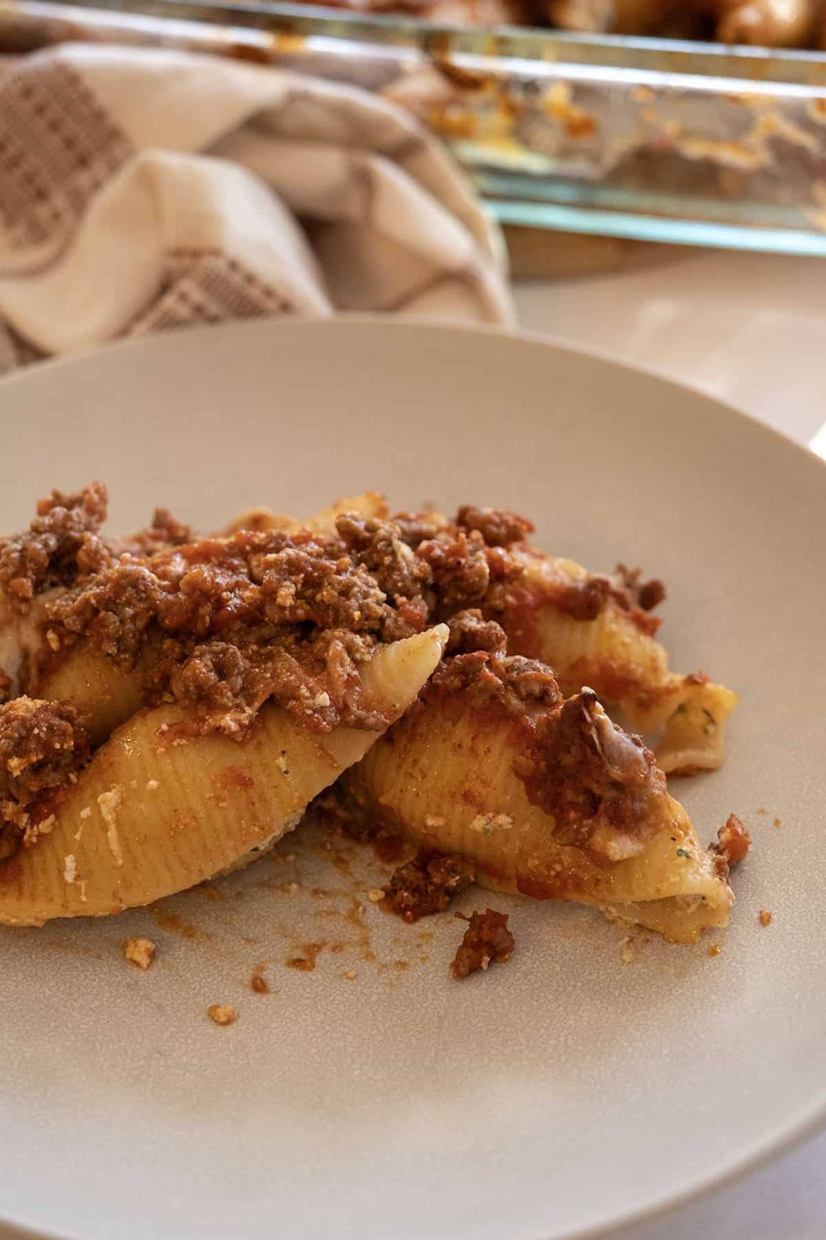 Italian stuffed shells with meat sauce and ricotta