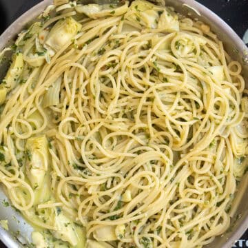 pesto and pasta combined