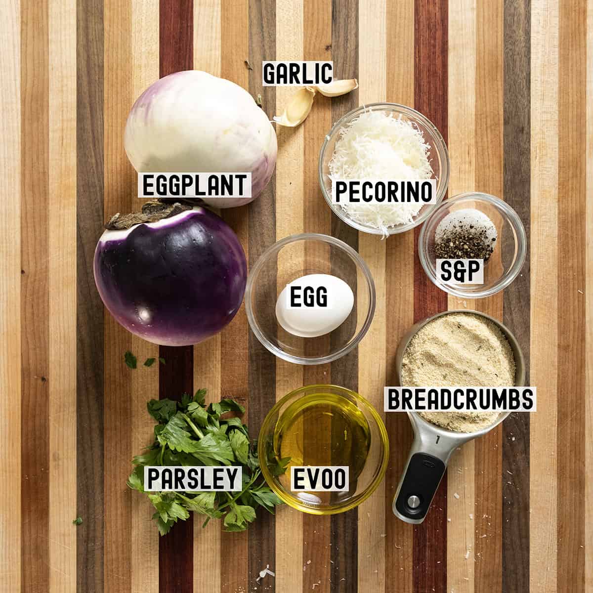 Ingredients for polpette di melanzane.