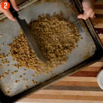 Cooling boiled lentils.