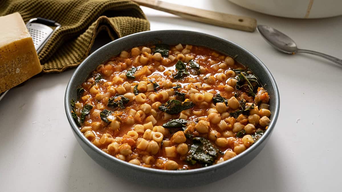Pasta e ceci in a bowl.